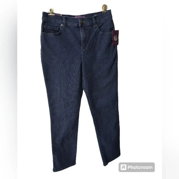 Women's Gloria Vanderbilt, Dark Blue Amanda Jeans, Size 4 short, NWT - Picture 1 of 6